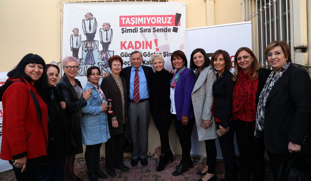 Akay KADER üyeleriyle buluştu