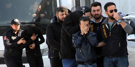 Para fışkırıyor para!