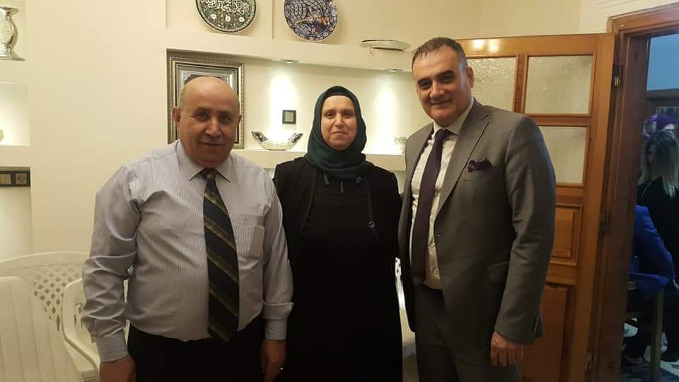 Şahin Çetin arı gibi