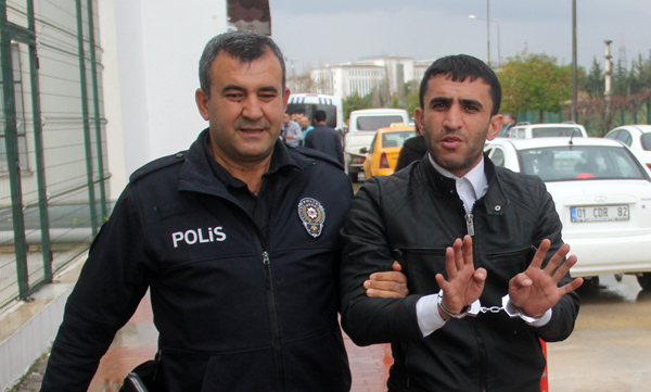 40 bin lirayı çaldı yakalanınca teslim etti