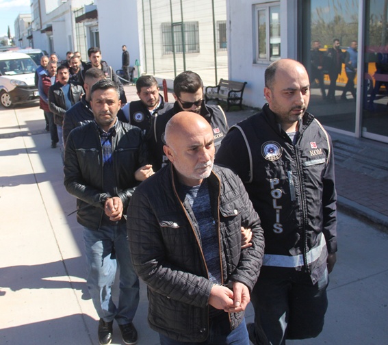 Adana'da tefeci operasyonuna 4 tutuklama