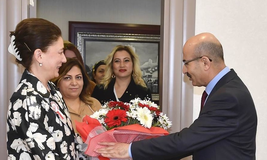Kadınlardan Vali Demirtaş’a ziyaret