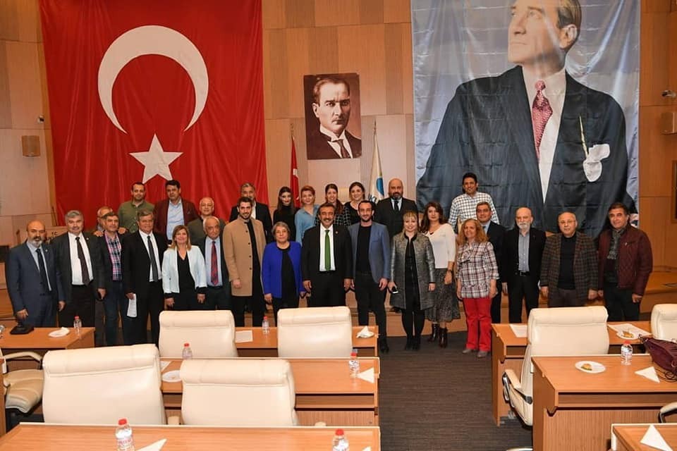 Tatlı yiyerek vedalaştılar