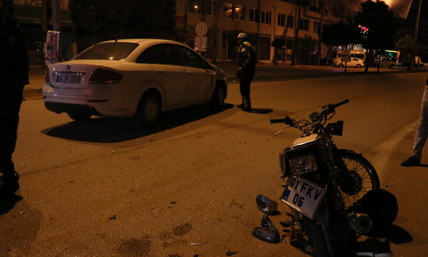 Otomobil ile motosiklet çarpıştı: 1 yaralı