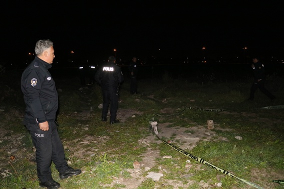 Adana’da boş arazide silahlı kavga: 1 yaralı