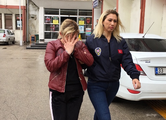 Fuhuş bahaneli şantaj çetesi yakalandı