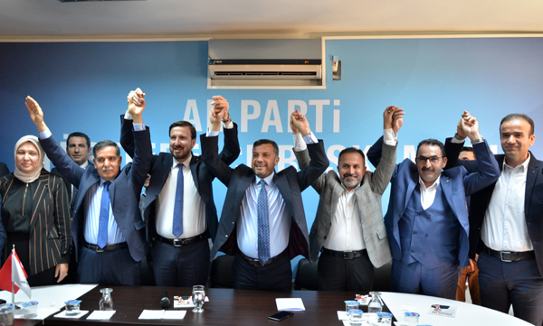 Yüreğir'de itiraz edilen AK Parti'li adayın oyu arttı