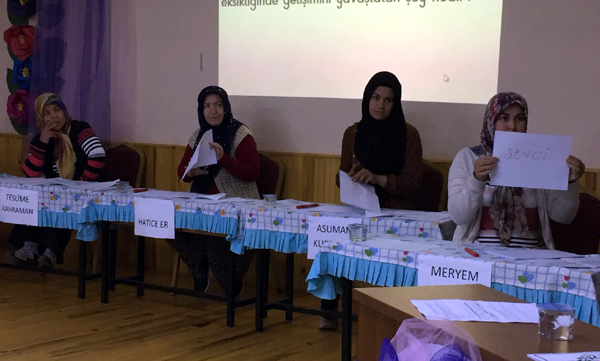 Adana’da veliler arasında kitap okuma yarışması