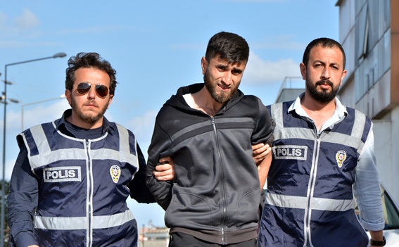 Cezaevinden kaçtı elini kana buladı