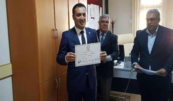 CHP'li başkan tekbirlerle göreve başladı