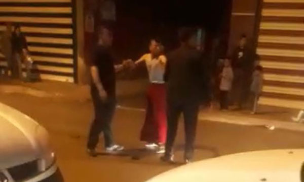 Etek giydirip, sutyen takarak caddede gezdirdiler