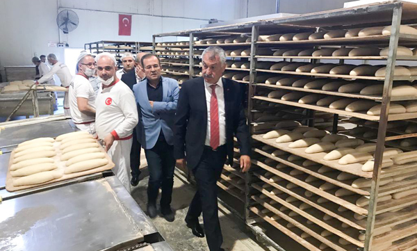 Karalar, Halk Ekmek Fabrikalarında incelemelerde bulundu
