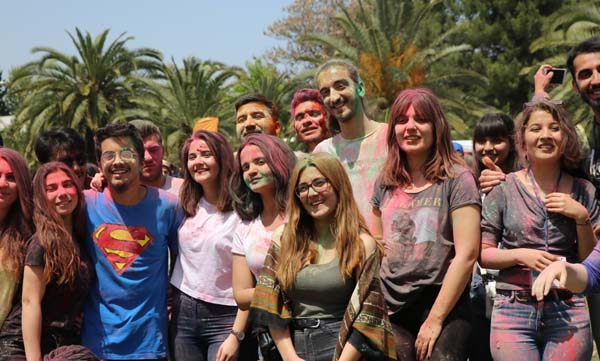 Adana’da Color Festivali coşkusu