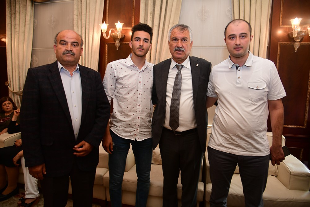 Şehit yakınlarından Karalar’a ''hayırlı olsun'' ziyareti