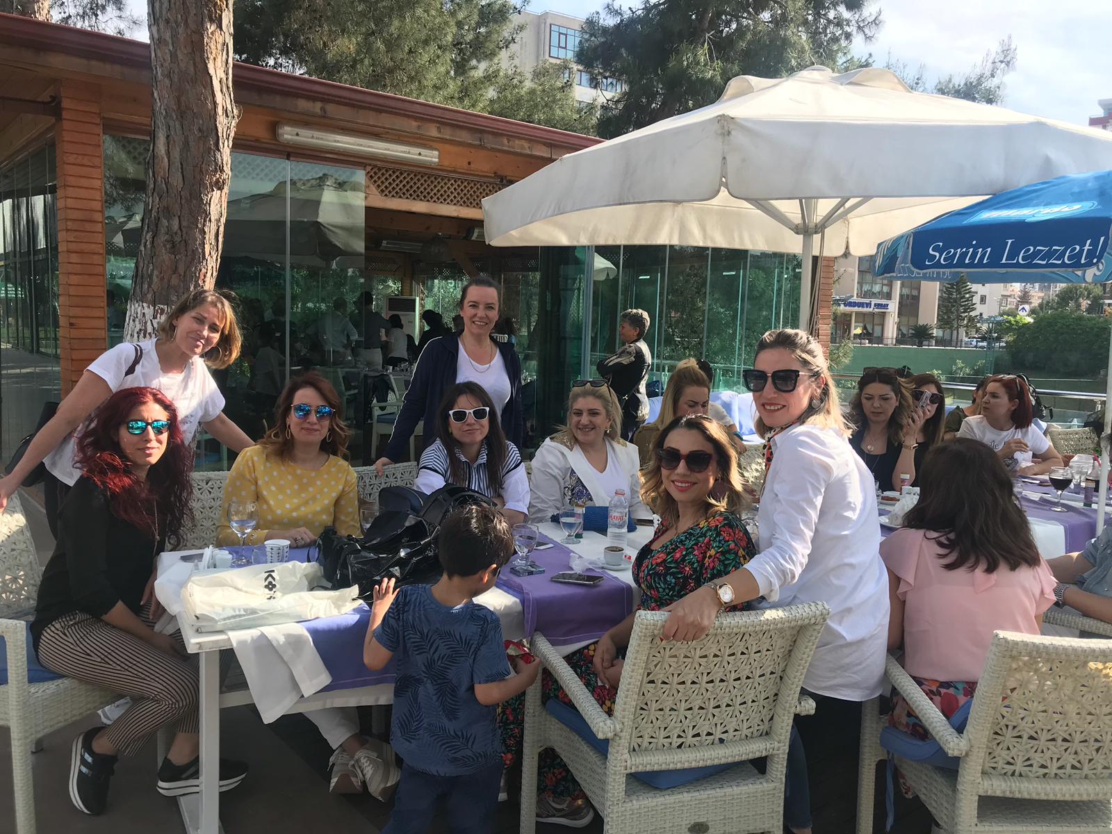 Yaşam koçundan Adana’da aile dizimi