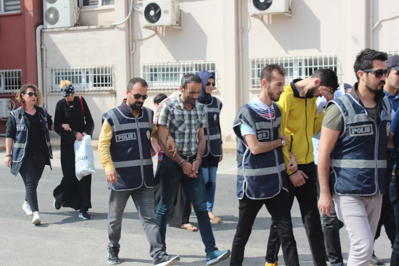 Fas'tan kadın getirip pazarladılar!
