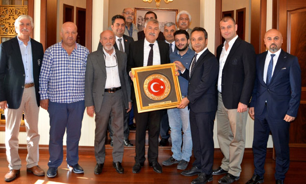 AKAMDER'den Karalar'a ''hayırlı olsun'' ziyareti