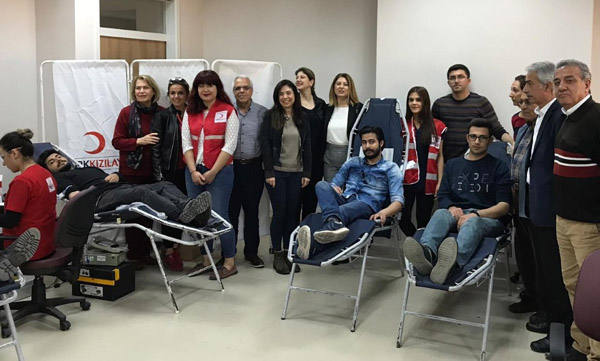 Türk Kızılay’ına Kan Verin Hayat Kurtarın