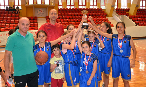Okullar Arası Küçük Kızlar Basketbol İl Birinciliği Tamamlandı