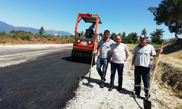 Kızıldağ yoluna bakım yapılıyor