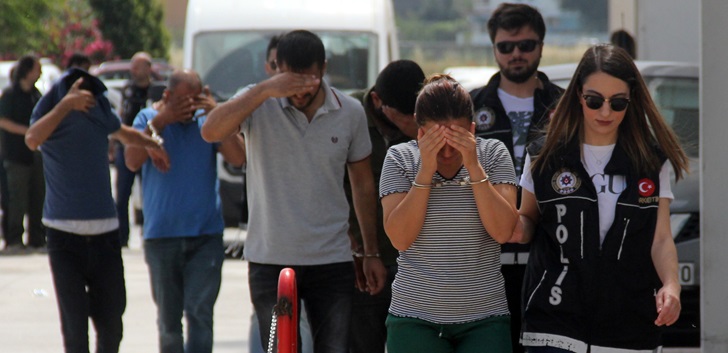 Adana'da uyuşturucu operasyonu: 7 şahıs adliyede