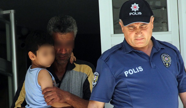 İntihardan oğlu kurtardı