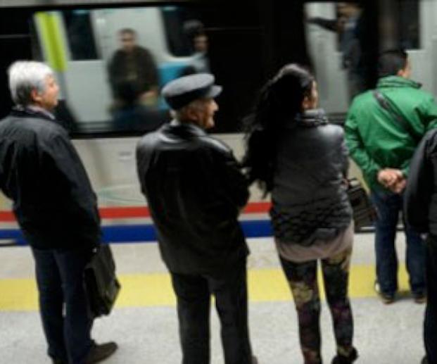 Marmaray'ı meraklılar durdurmuş