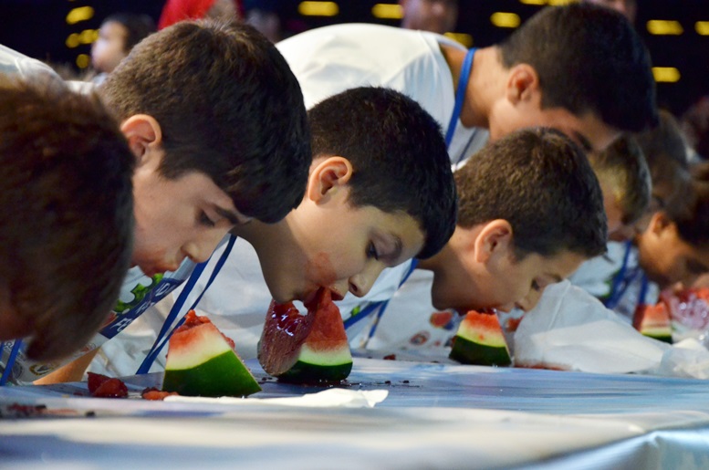 Adana'da karpuz festivali