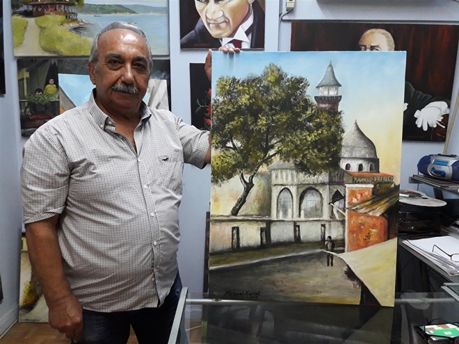 “Boya kullanırken elim titrer''