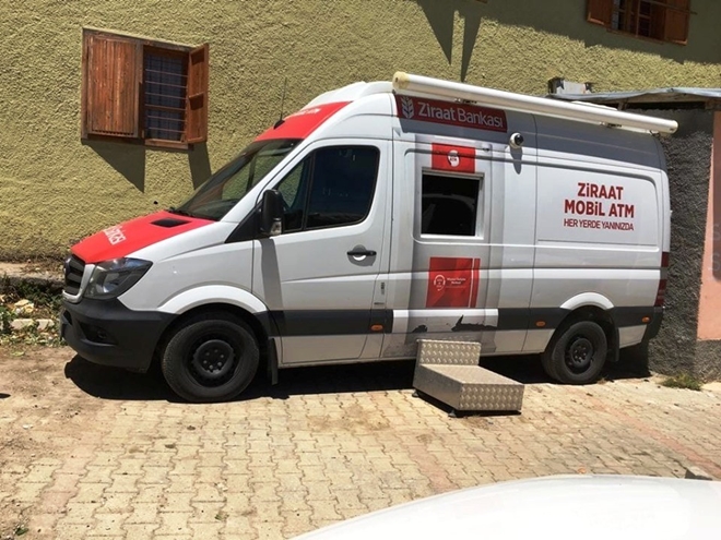 Kızıldağ Yaylasında mobil ATM hizmeti