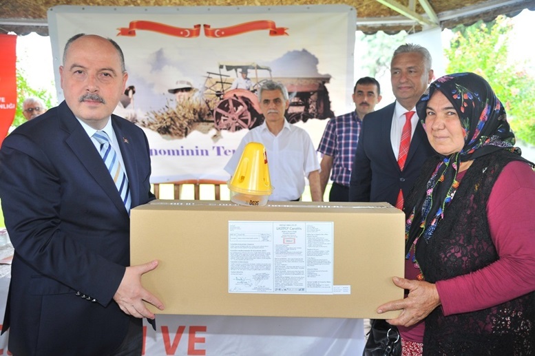 Akdeniz Meyve Sineği Tuzağı dağıtıldı