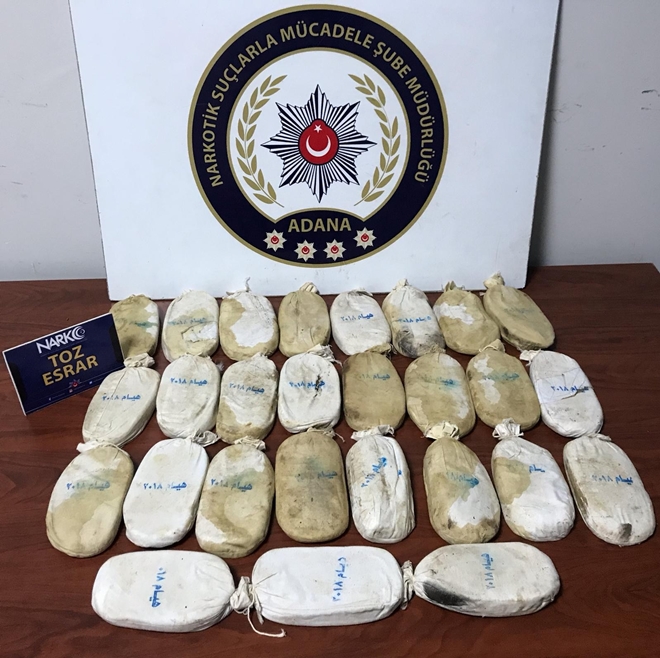 5 kilo 675 gram esrar ele geçirildi