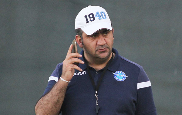 Özat, futbolcuların performansından memnun