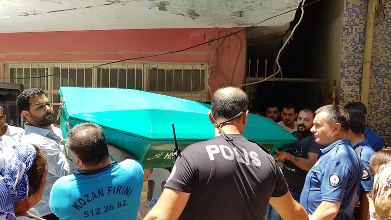 Üniversite öğrencisi evinde ölü bulundu