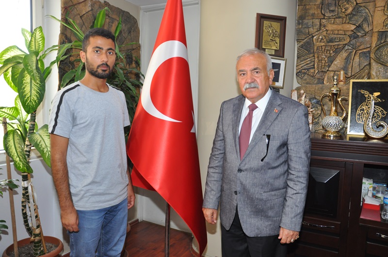 Sözütek: Esnafa bir dokun, bin ah işit