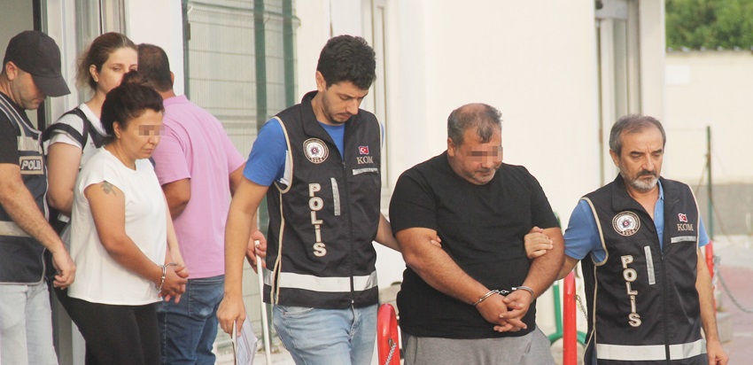 Şatoya baskın