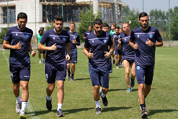 Kamp sona eriyor