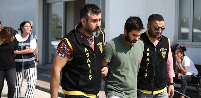 VURGUNDAN ÖNCE PARA ÇALMIŞ
