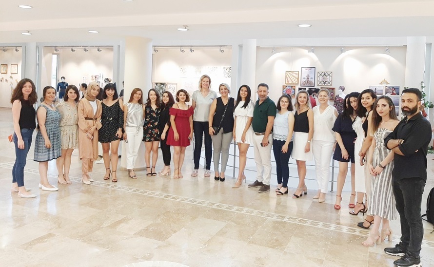 Güzel Sanatlar Fakültesi 2019 Mezuniyet Sergisi Açıldı