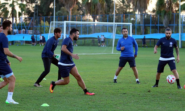 Adana Demirspor Erzurumspor maçına hazırlanıyor