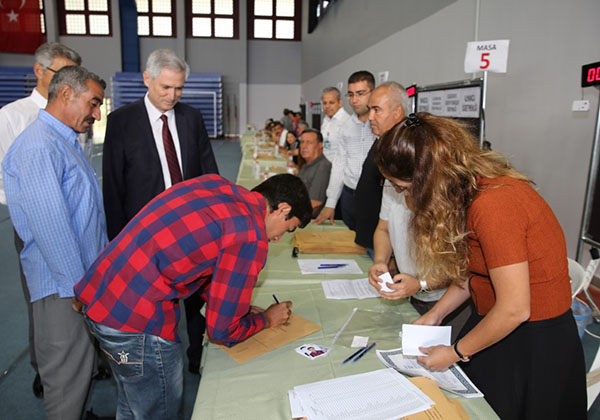 Çukurova Üniversitesinde kayıt heyecanı başladı