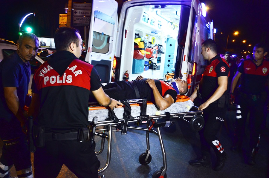 Yunus ekibi kazası: 1 polis yaralı