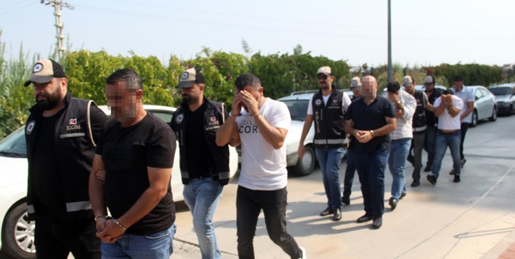 TEFECİLER ADLİYEDE