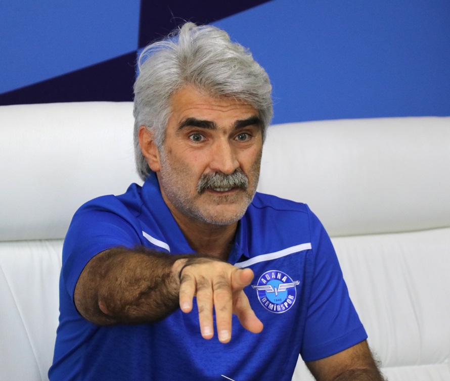 Tütüneker: “Takımın isteğinden çok memnunum”