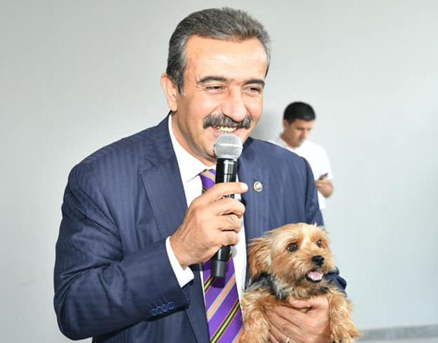 Çukurova’dan hayvanseverlere mama desteği
