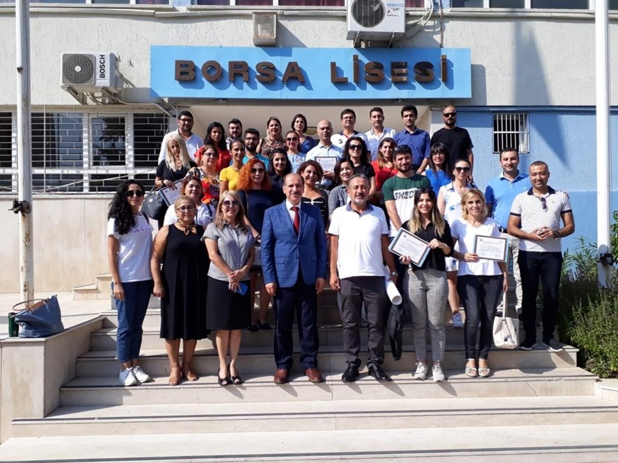 Öğretmenlere mesleki yeterliliklerini geliştirme semineri