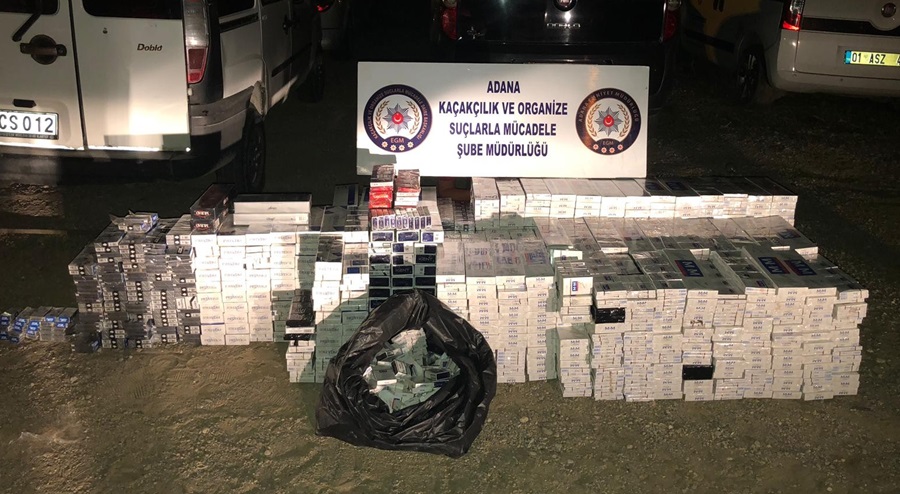 Yolcu otobüsünden kaçak sigara fışkırdı