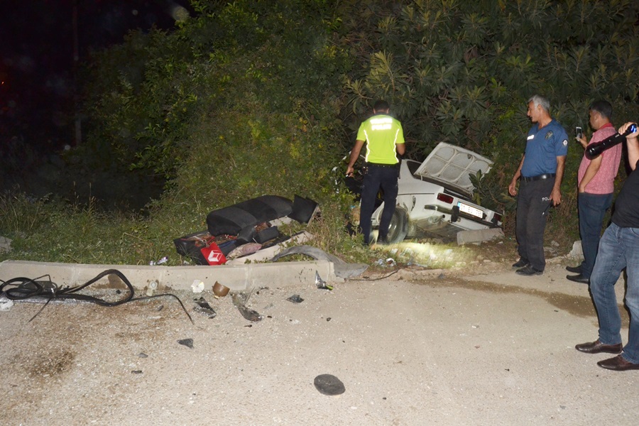 Adana'da trafik kazası: 1’i ağır 2 yaralı