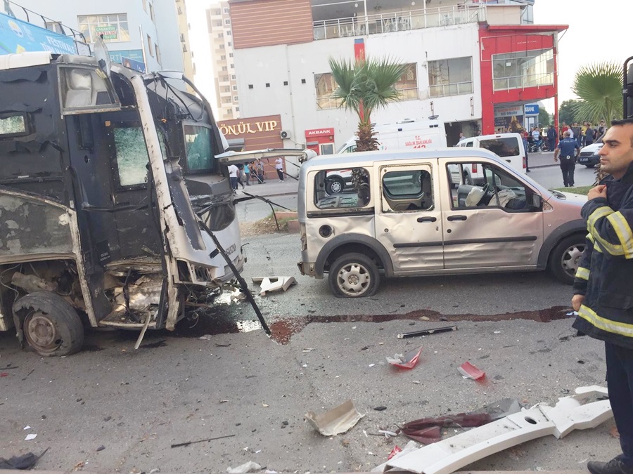 Adana'daki bombalı saldırıda 5 kişi yaralandı