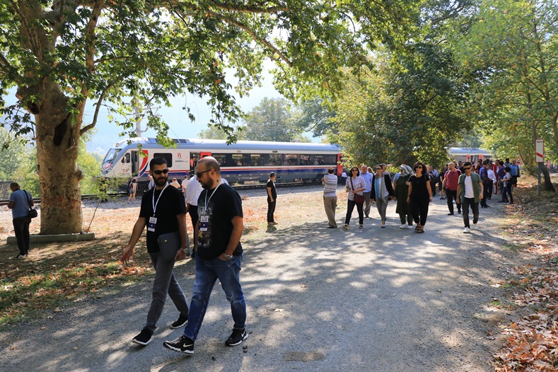 Lezzet treni
